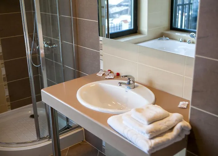 Къщи За Гости Кооп Добринище - Holiday Villages Coop Dobrinishte *