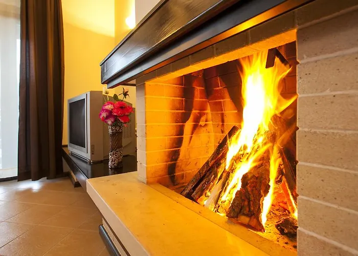 펜션 Къщи За Гости Кооп Добринище - Holiday Villages Coop Dobrinishte *