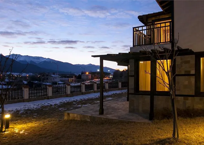 Къщи За Гости Кооп Добринище - Holiday Villages Coop Dobrinishte