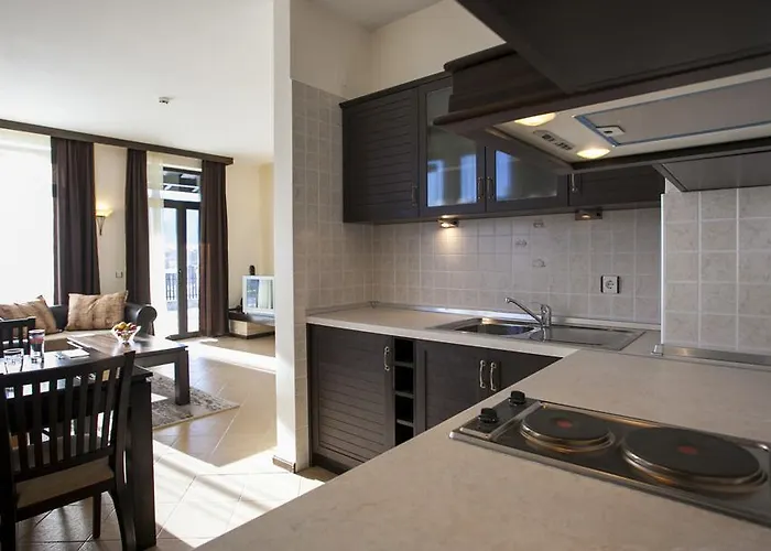 Къщи За Гости Кооп Добринище - Holiday Villages Coop Dobrinishte *