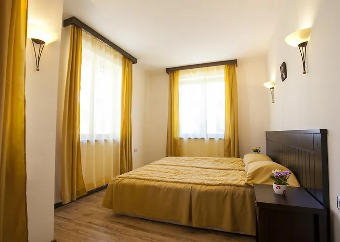 Къщи За Гости Кооп Добринище - Holiday Villages Coop Dobrinishte *